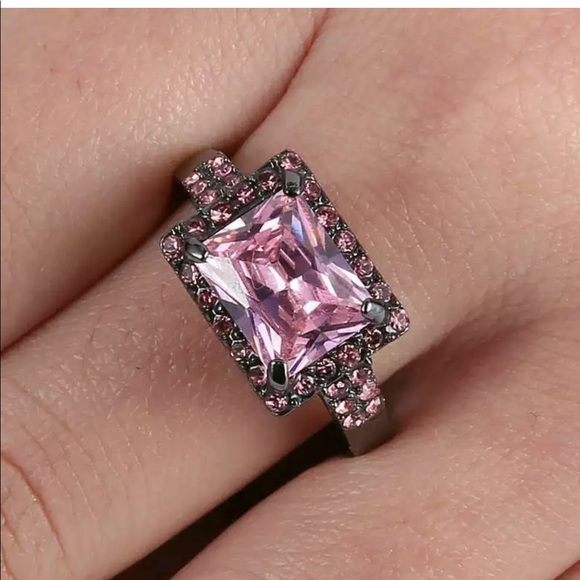 Jewelry - New pink sapphire black rhodium plated wedding 💍